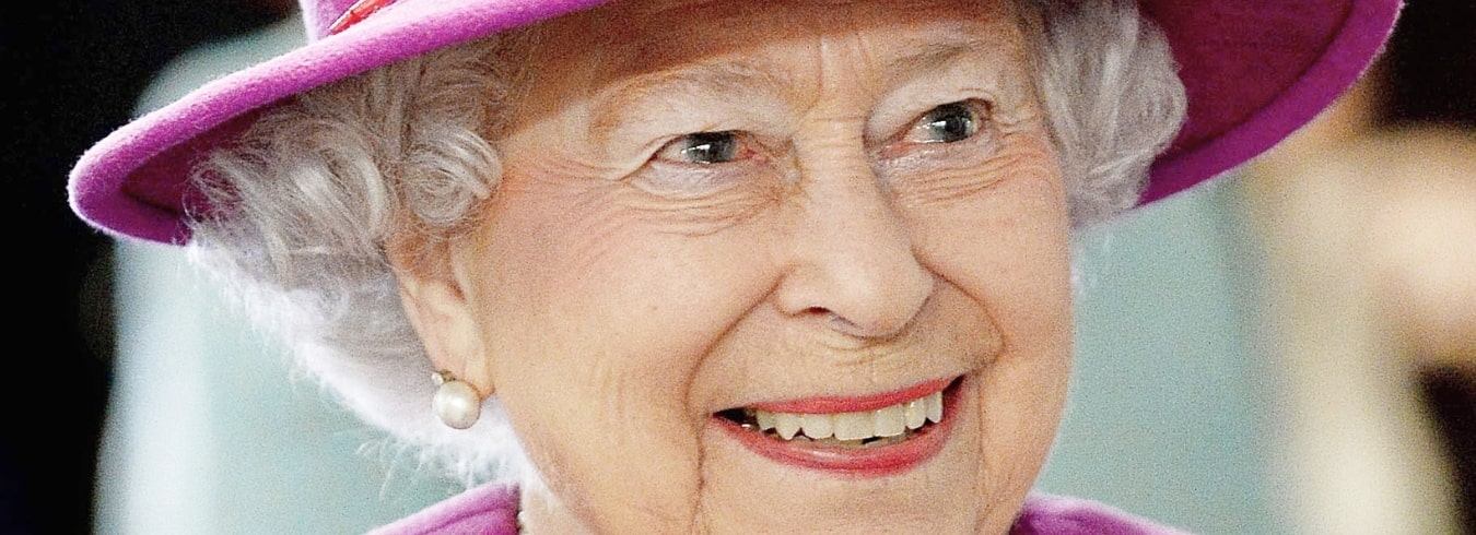 Królowa Elżbieta II planuje grupową terapię. Tego jeszcze nie było!