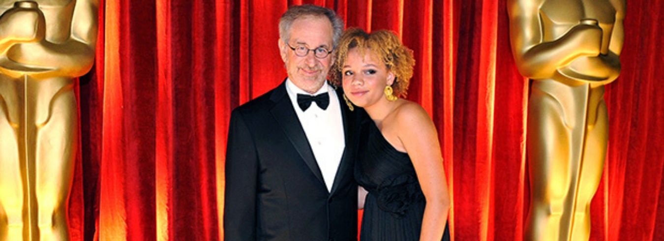 Córka Stevena Spielberga gra w filmach dla dorosłych. Marzy jej się zawód... striptizerki
