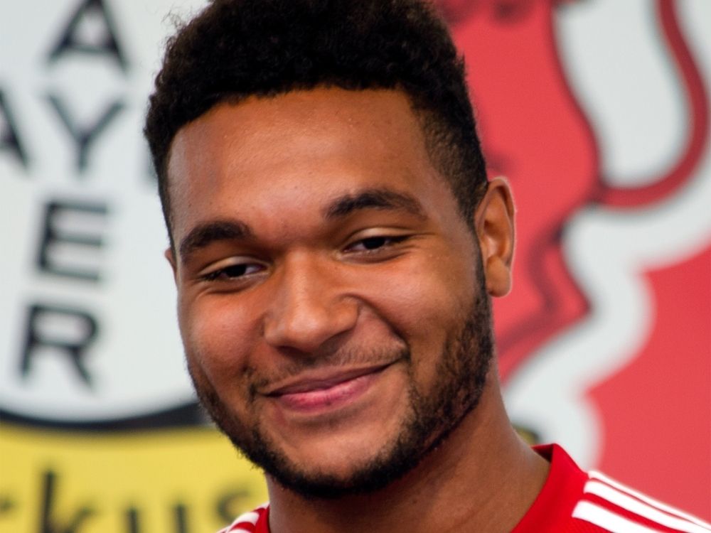 Jonathan Tah Kim Jest Wiek Wzrost Waga Partnerka Dzieci Kluby Instagram