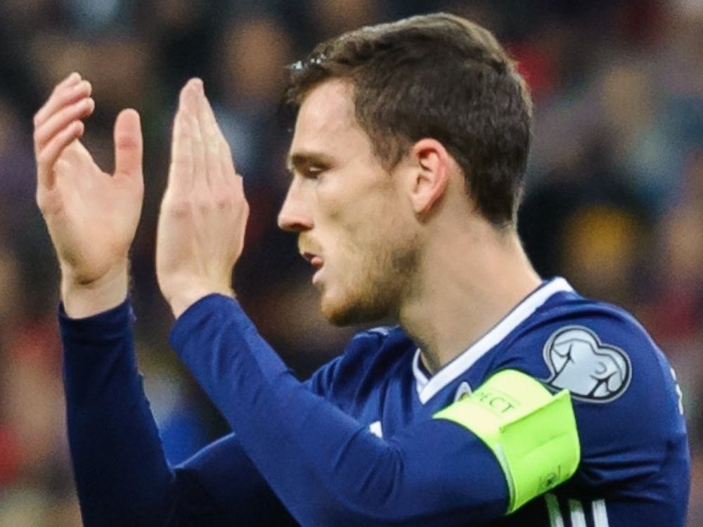 Andrew Robertson Kim Jest Wiek Wzrost Waga Partnerka Dzieci Kluby Instagram