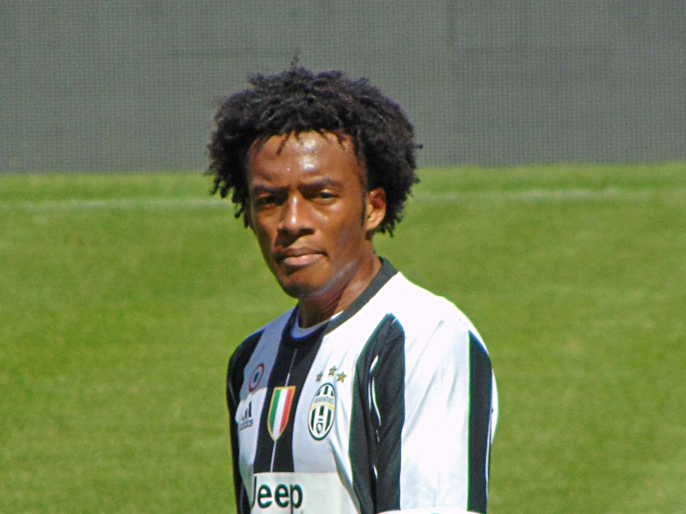 Juan Cuadrado Kim Jest Wiek Wzrost Waga Partnerka Dzieci Kluby Instagram