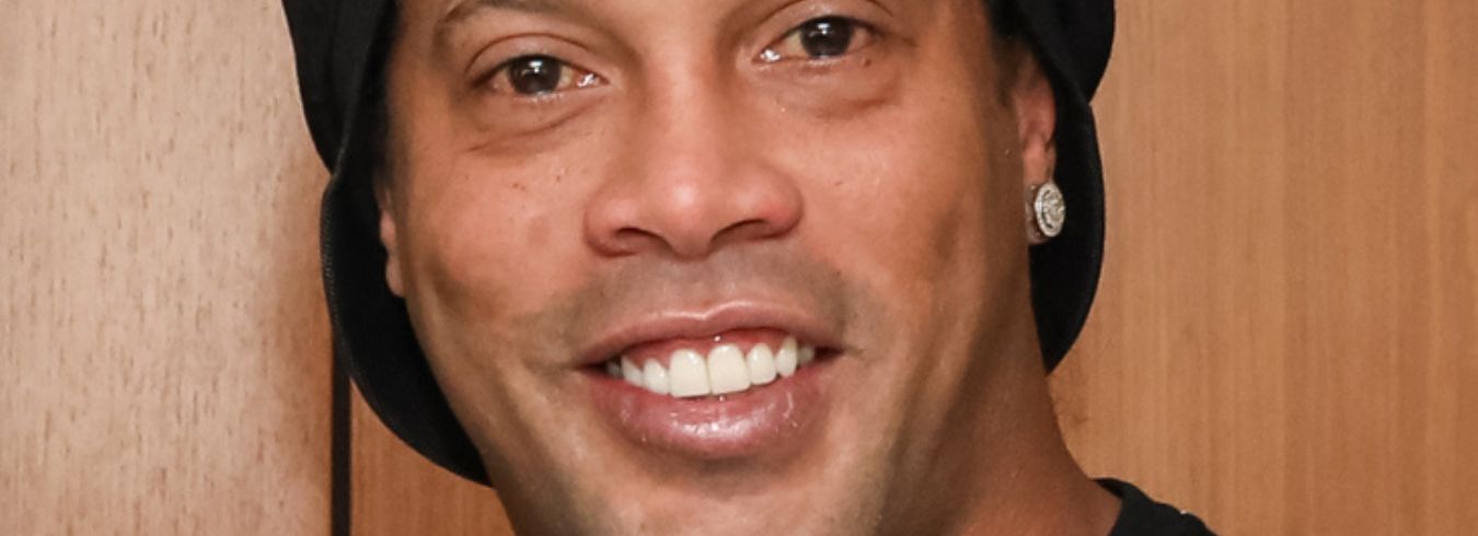 Ronaldinho - legenda piłki. Wiek, wzrost, waga, Instagram, żona, dzieci