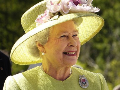 Królowa Elżbieta II ucieka przed koronawirusem. Chcę się chronić