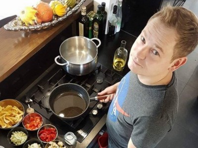 Piotr Ogiński – kucharz, który... kocha gotować. Wiek, wzrost, waga, Instagram, kariera, partnerka