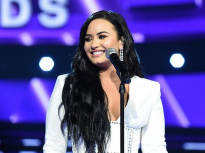 Demi Lovato - czyli "Słoneczna Sonny". Wiek, wzrost, waga, Instagram, kariera, partner, uzależnienia