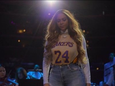 Beyonce ZAKAZAŁA robienia jej zdjęć na pożegnaniu Kobe Bryanta