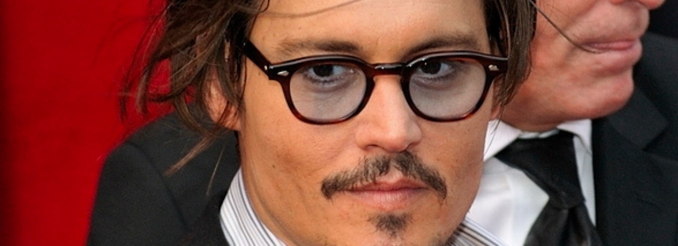 Johnny Depp – słynny kapitan Jack Sparrow. Wiek, wzrost, waga, Instagram, kariera, partnerka, dzieci