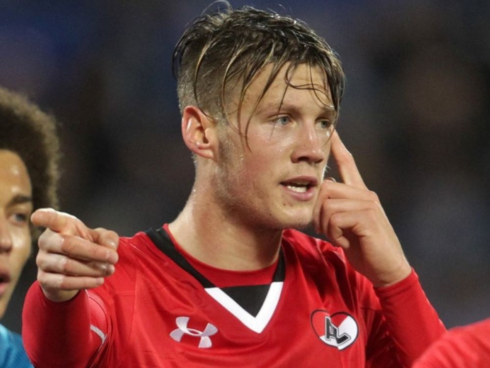 Wout Weghorst - napastnik z Holandii. Wiek, wzrost, waga, Instagram, partnerka, dzieci